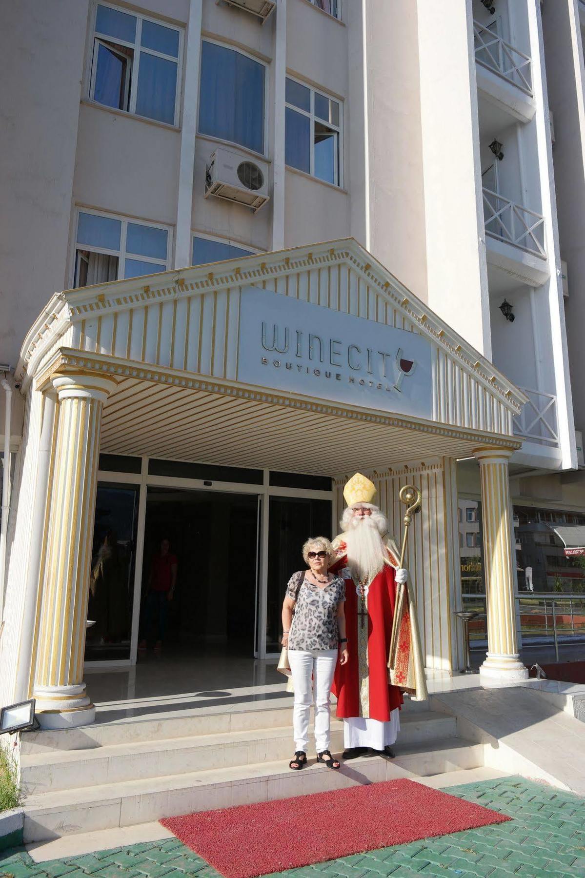 Winecity Hotel Демре Екстериор снимка